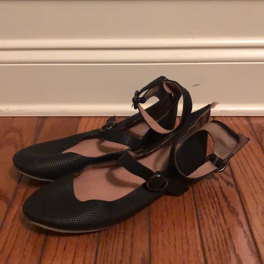 Old Navy Flats
